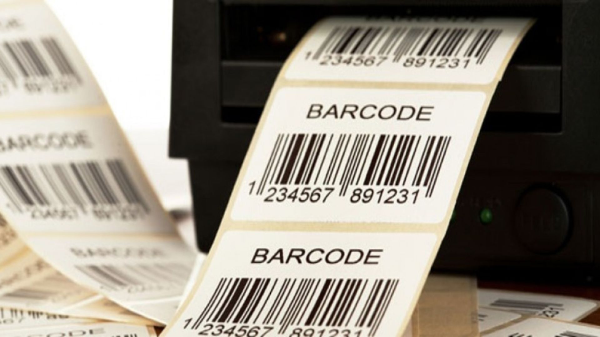 How can barcode labels help manage inventory